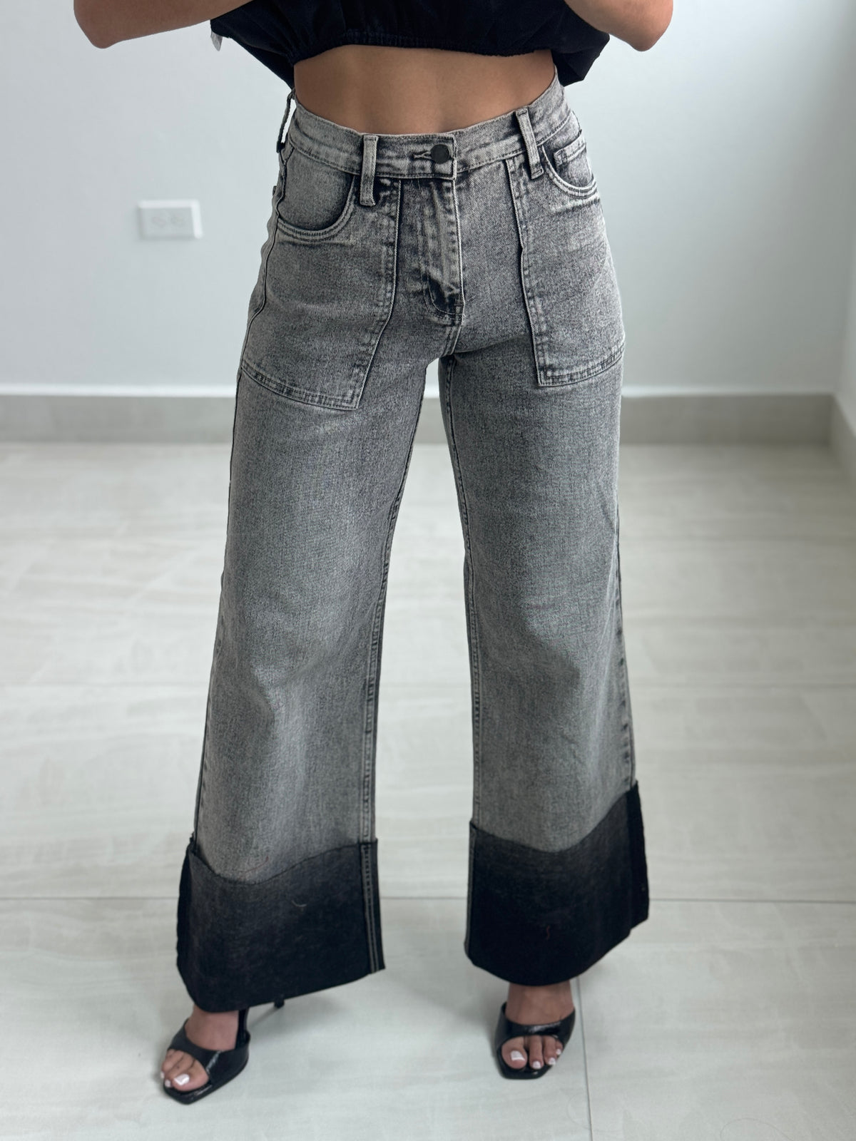Grey Stone Vibrant Jeans